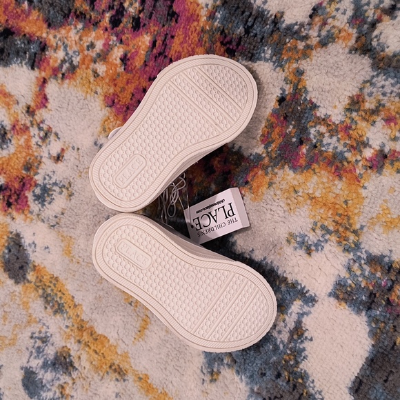 NWT Toddler Sneakers - Picture 8 of 8